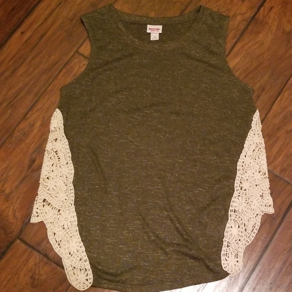 NWOT Juniors Mossimo crochet side tank top